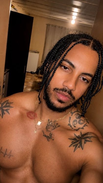 hryander OnlyFans picture