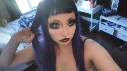 gloomygoddess OnlyFans picture
