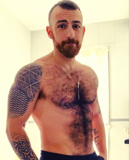 portuguese_hairy_kinky OnlyFans picture