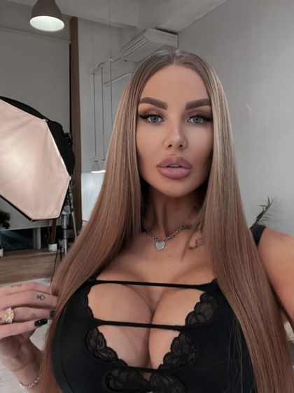 dionna-georgianna OnlyFans picture