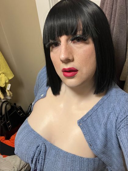 vivianvllain OnlyFans picture