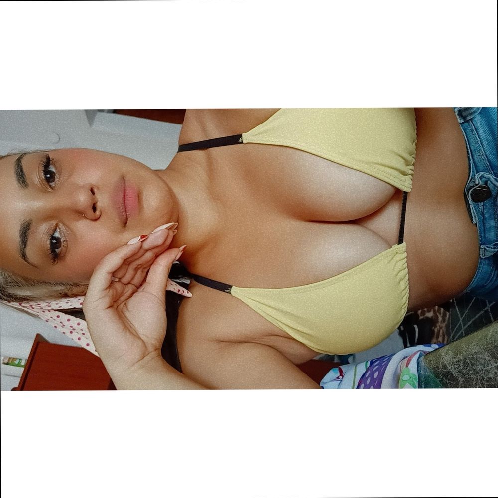 arabrunette27 OnlyFans profile picture
