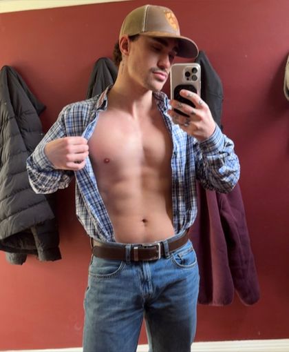 kingkutronee OnlyFans picture