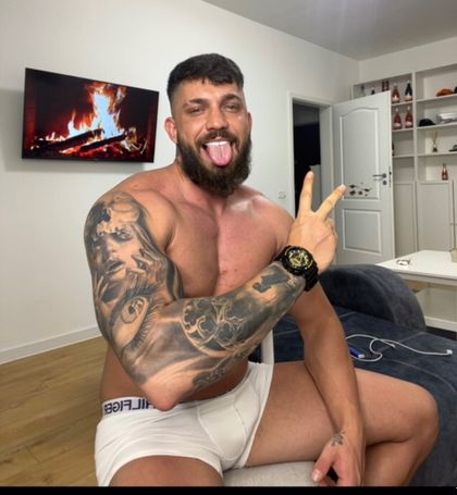 lovermikee OnlyFans picture