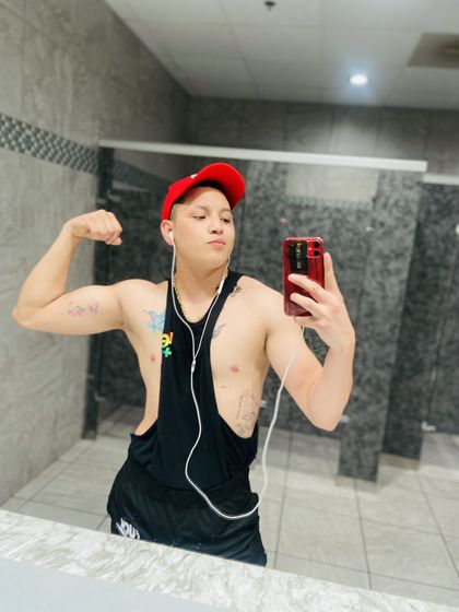 u10220440 OnlyFans picture