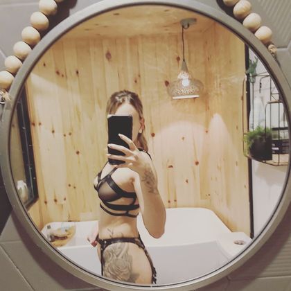 lorriie OnlyFans picture