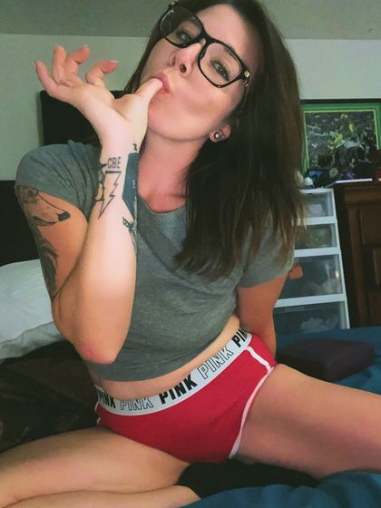 baddiepaws00 OnlyFans picture