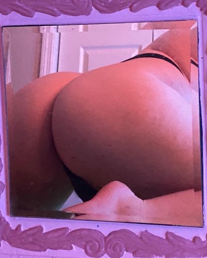 thiccassnow OnlyFans picture