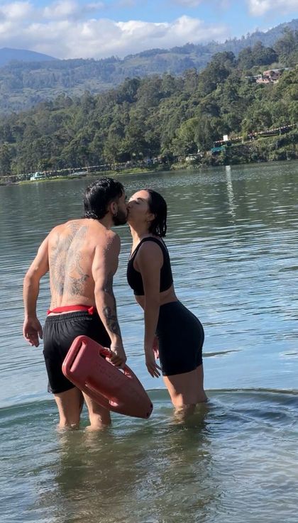 peachyandronni OnlyFans picture