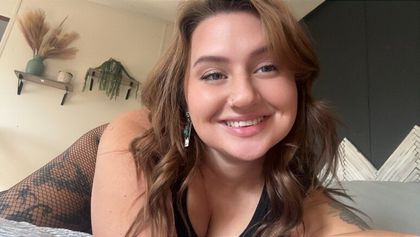 larlybeee OnlyFans picture