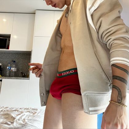 ariz_bune OnlyFans picture