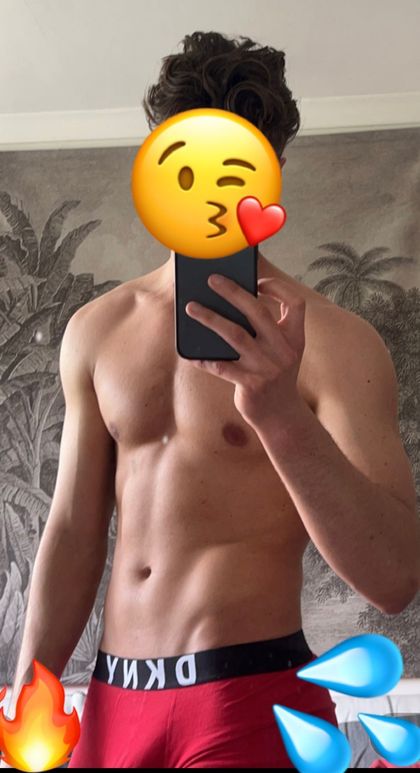 ethann_099 OnlyFans picture