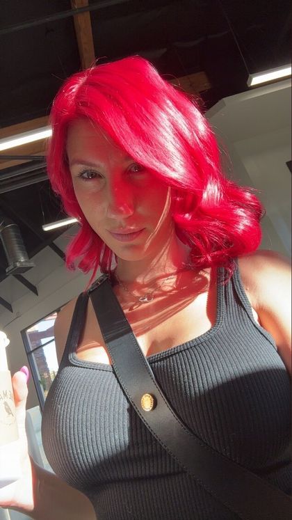 lunazanefree OnlyFans picture