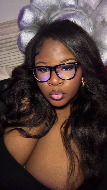 shefine OnlyFans picture