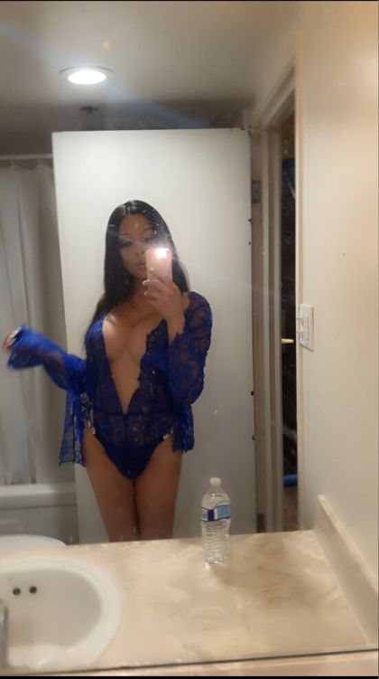 frostedvee OnlyFans picture