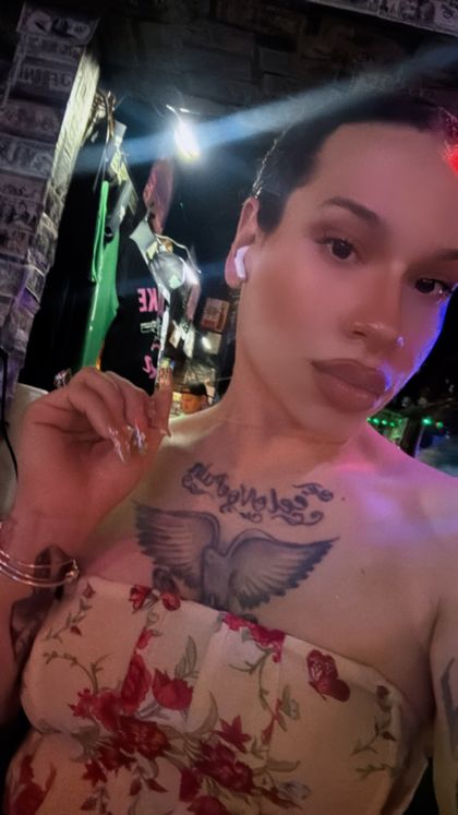 tooprettilouive OnlyFans picture