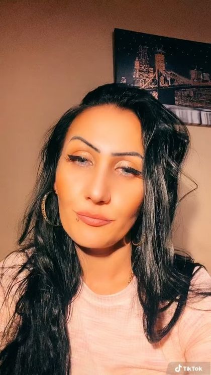 melyssabrunette OnlyFans picture