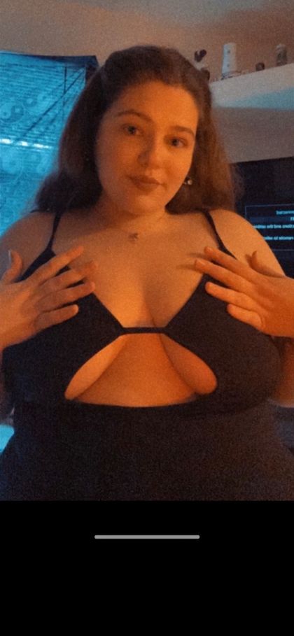lovelyliz100 OnlyFans picture