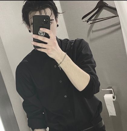 mightyhole OnlyFans picture