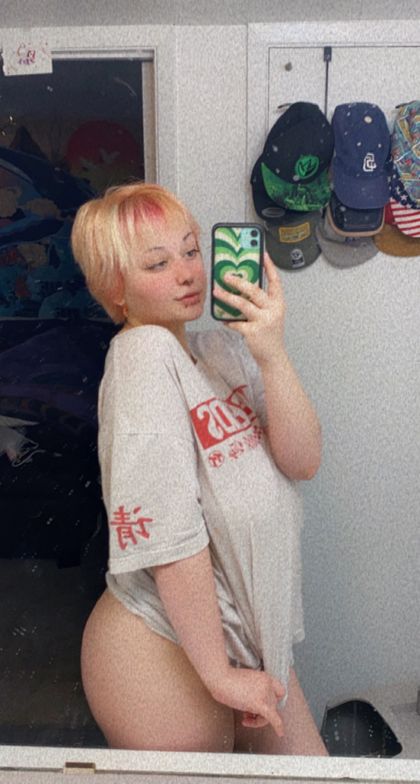 sky.queen OnlyFans picture
