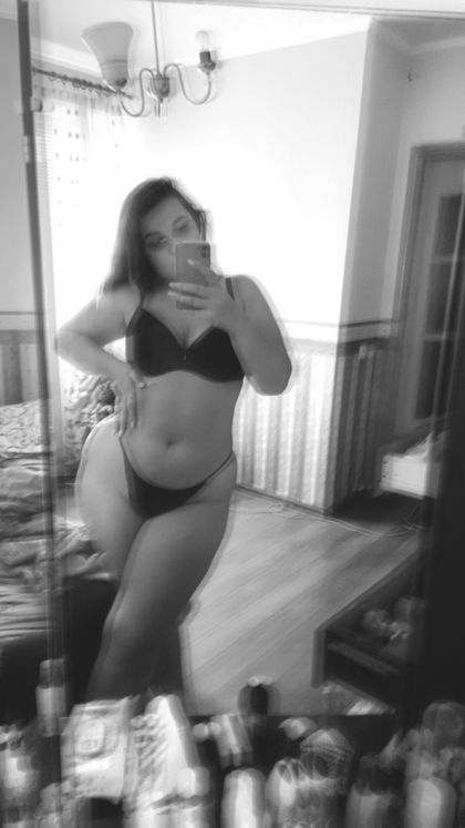 julihoney21 OnlyFans picture