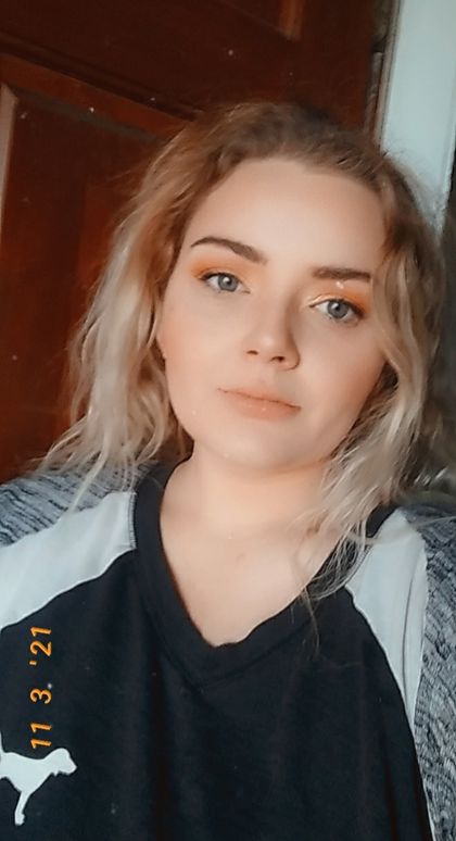 suirtney OnlyFans picture