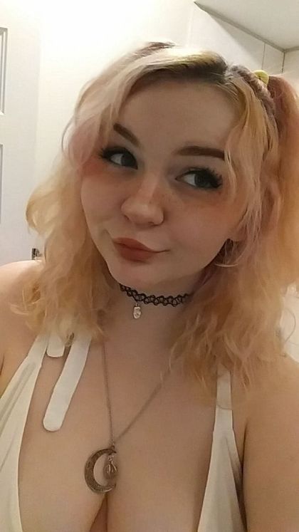 good.vibrations.xx OnlyFans picture
