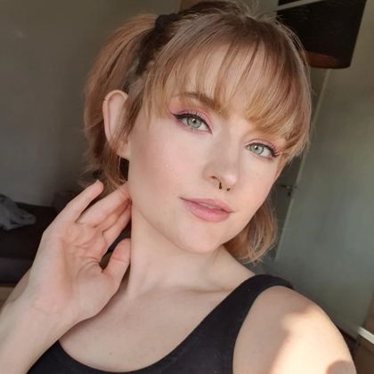 Best Hot Delicacy X OnlyFans Accounts | FansMetrics.com