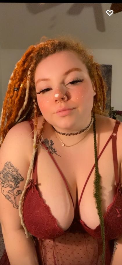 emberlycarr3 OnlyFans picture