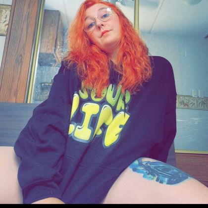 gloomyshroomi OnlyFans picture