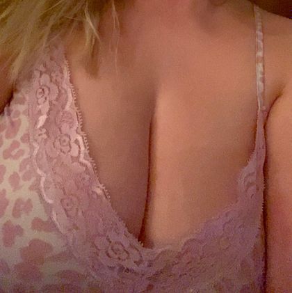 craving_cl3avage OnlyFans picture