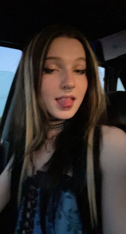bitchyberlin OnlyFans picture