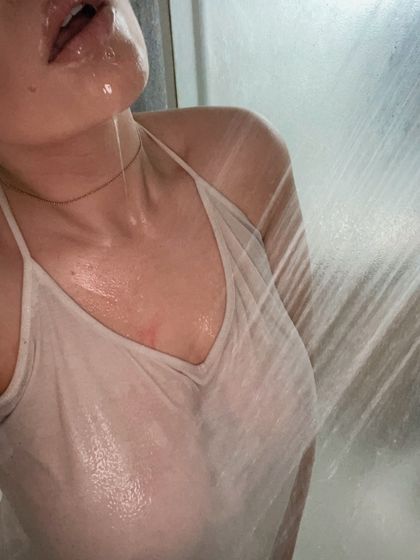 itslaurelaine OnlyFans picture