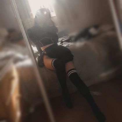 witchinghollyblack OnlyFans picture