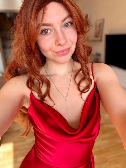 ellahughes OnlyFans picture