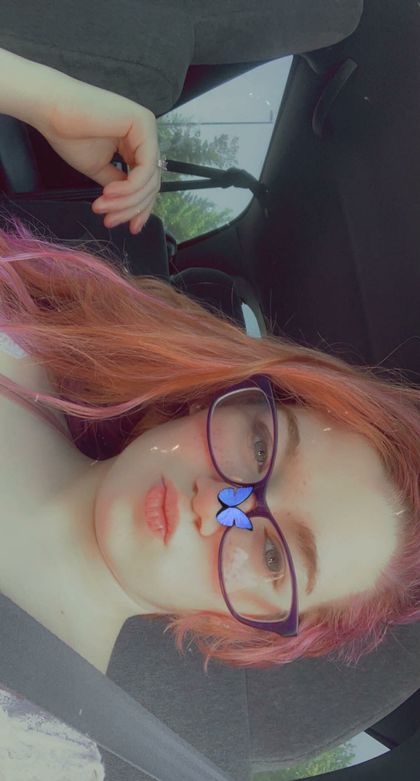 y0ur.dailywh0re OnlyFans picture