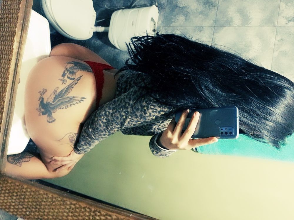 erikanoeeeemi OnlyFans profile picture