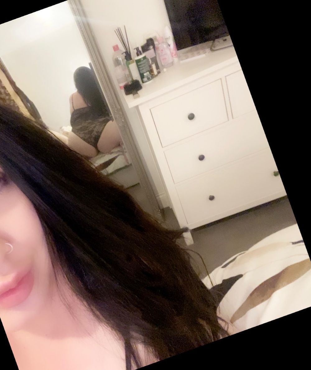 fluffyem_x OnlyFans profile picture
