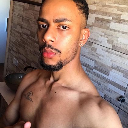 viniciusclose OnlyFans picture