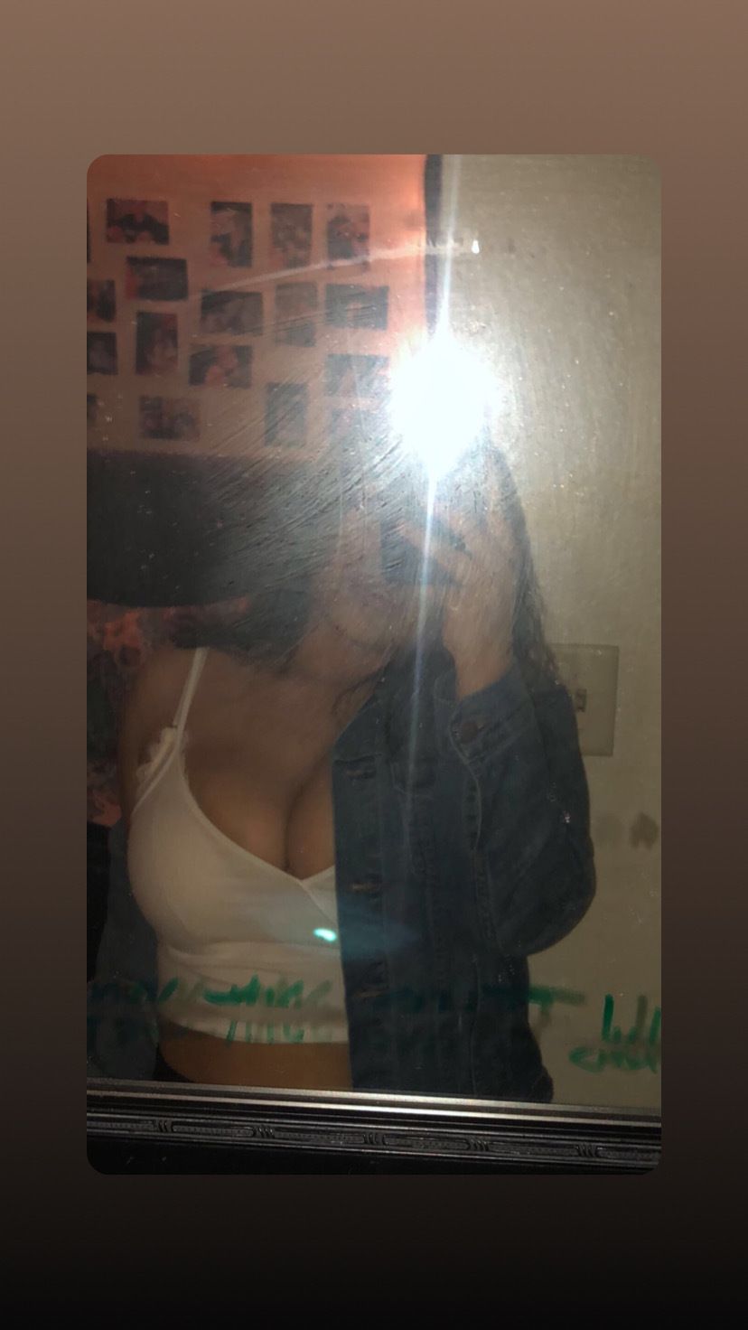 https.officehoe OnlyFans profile picture