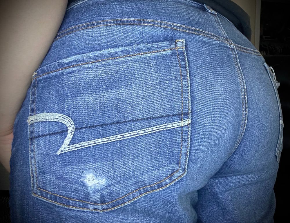 throwthatassnonymous23 OnlyFans profile picture