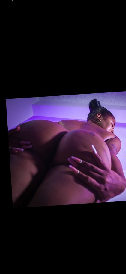 flordebano OnlyFans picture