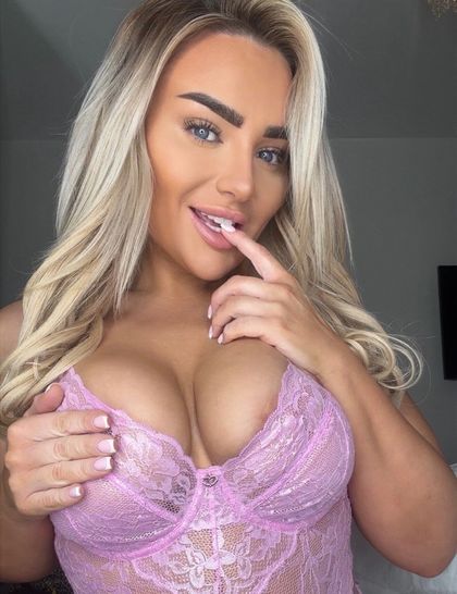 nadia.rose OnlyFans picture