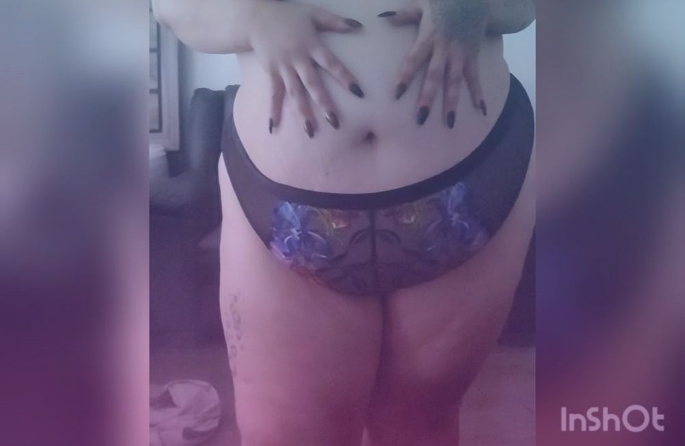 lavendertunrida93 OnlyFans profile picture