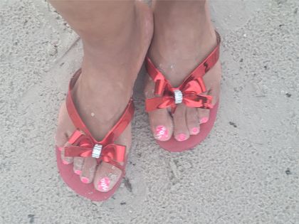 alluringebonyfeet OnlyFans picture