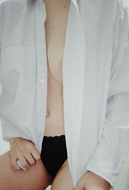 theredvirgin OnlyFans picture