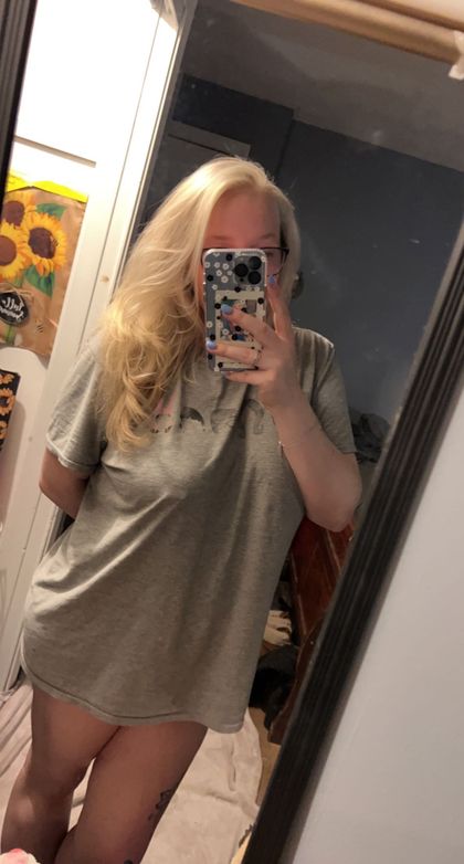 blondebabe143 OnlyFans picture