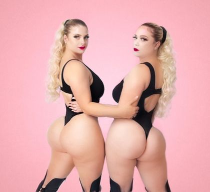 smash_sisters OnlyFans picture