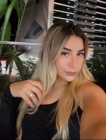 Abby Fugenzy let’s sext LATINA