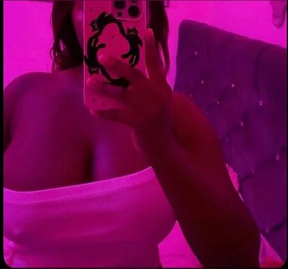 chadaichristina OnlyFans picture